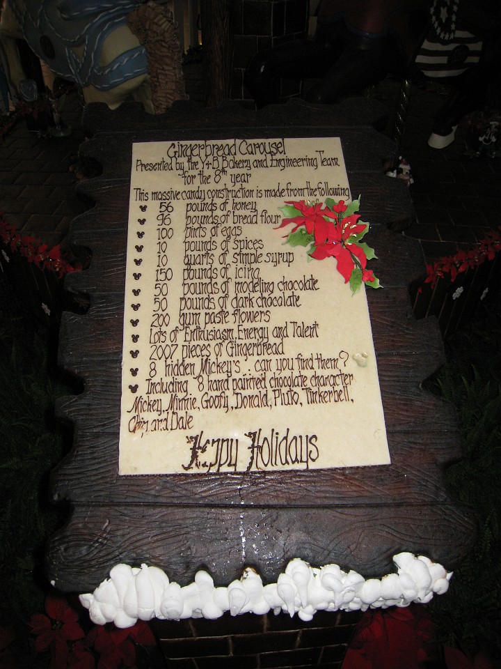 Vacation 2007-12 - Beaches Disney Hotels 0498.jpg - On the 2007-08 Florida vacation we visited beaches from Fort Myers to Sanibel Island sampling local food along the way. Green water and white sugar beaches! Arriving at Disney World we visited several of the theme resorts.